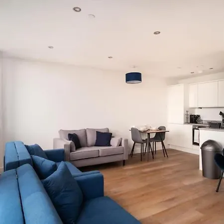 Snug 1Br Apt, 4Ktv-Free Parking Manchester Exterior photo