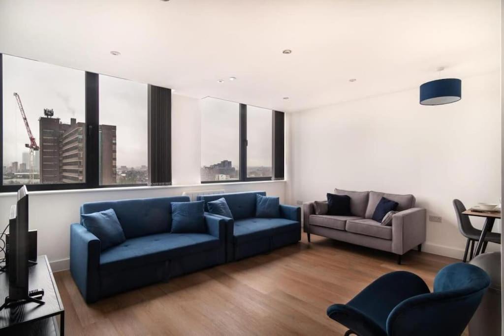 Snug 1br Apt, 4ktv-free Parking Appartement *